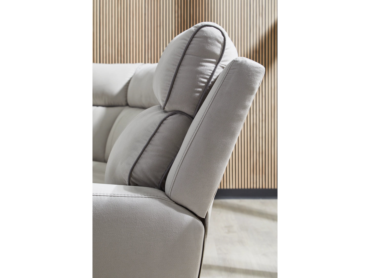 Social Pointe 5-Piece Power Reclining Sectional