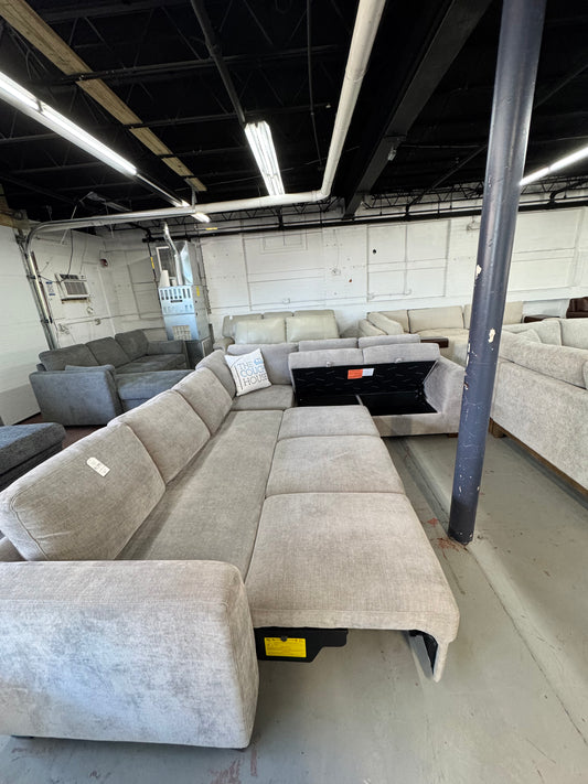 Thomasville Caler Convertible Sleeper Sectional with Storage