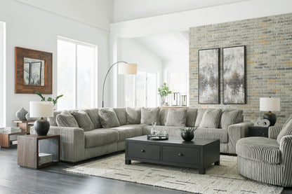 Lindyn 5-Piece Sectional