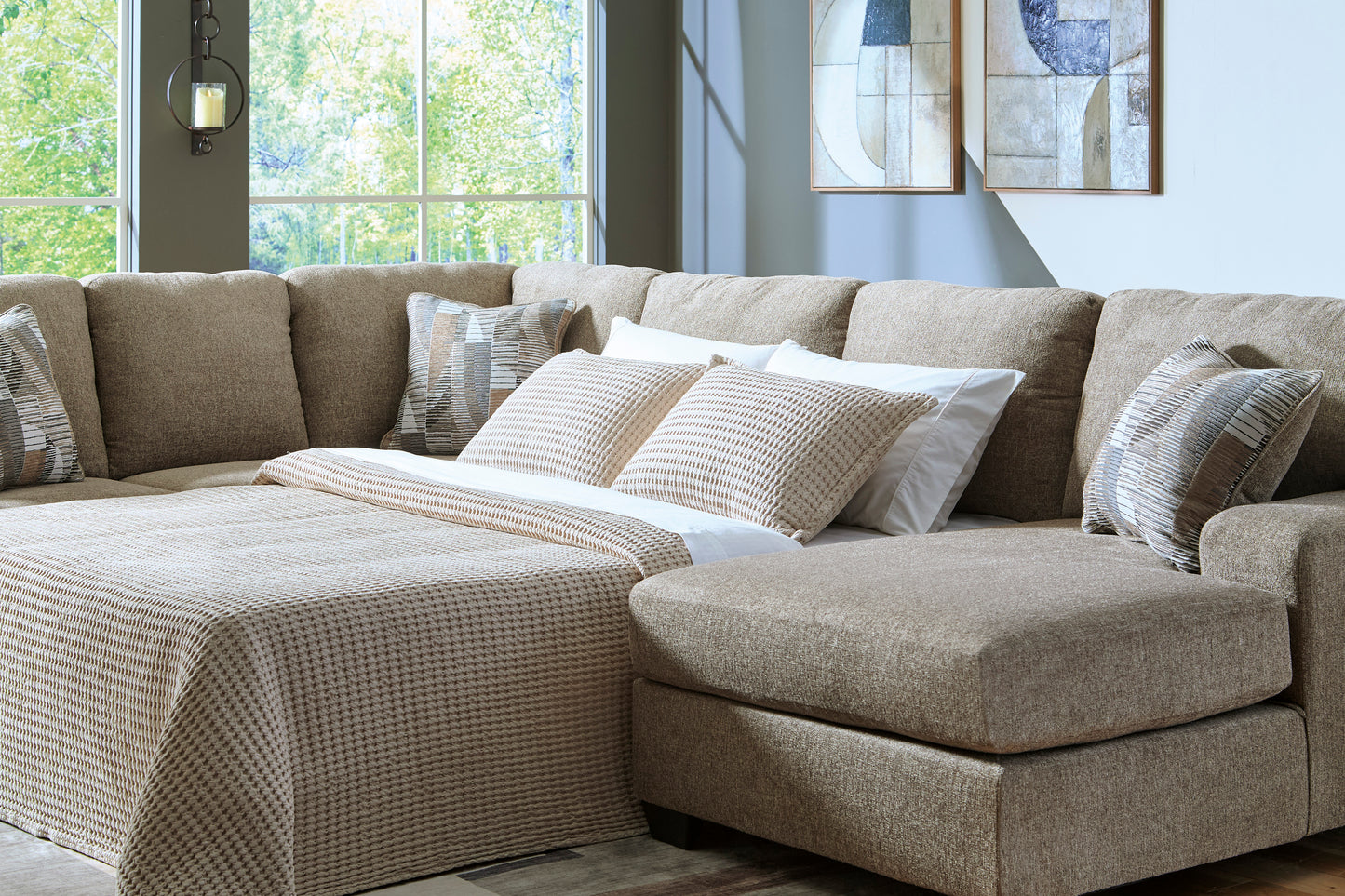 Newellen 3-Piece Sleeper Sectional with Chaise