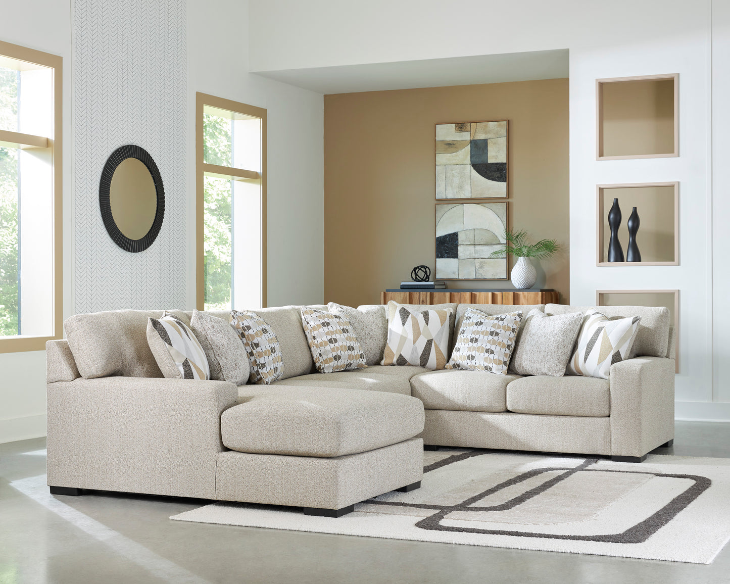 Laurelgrove 4-Piece Sectional with Chaise