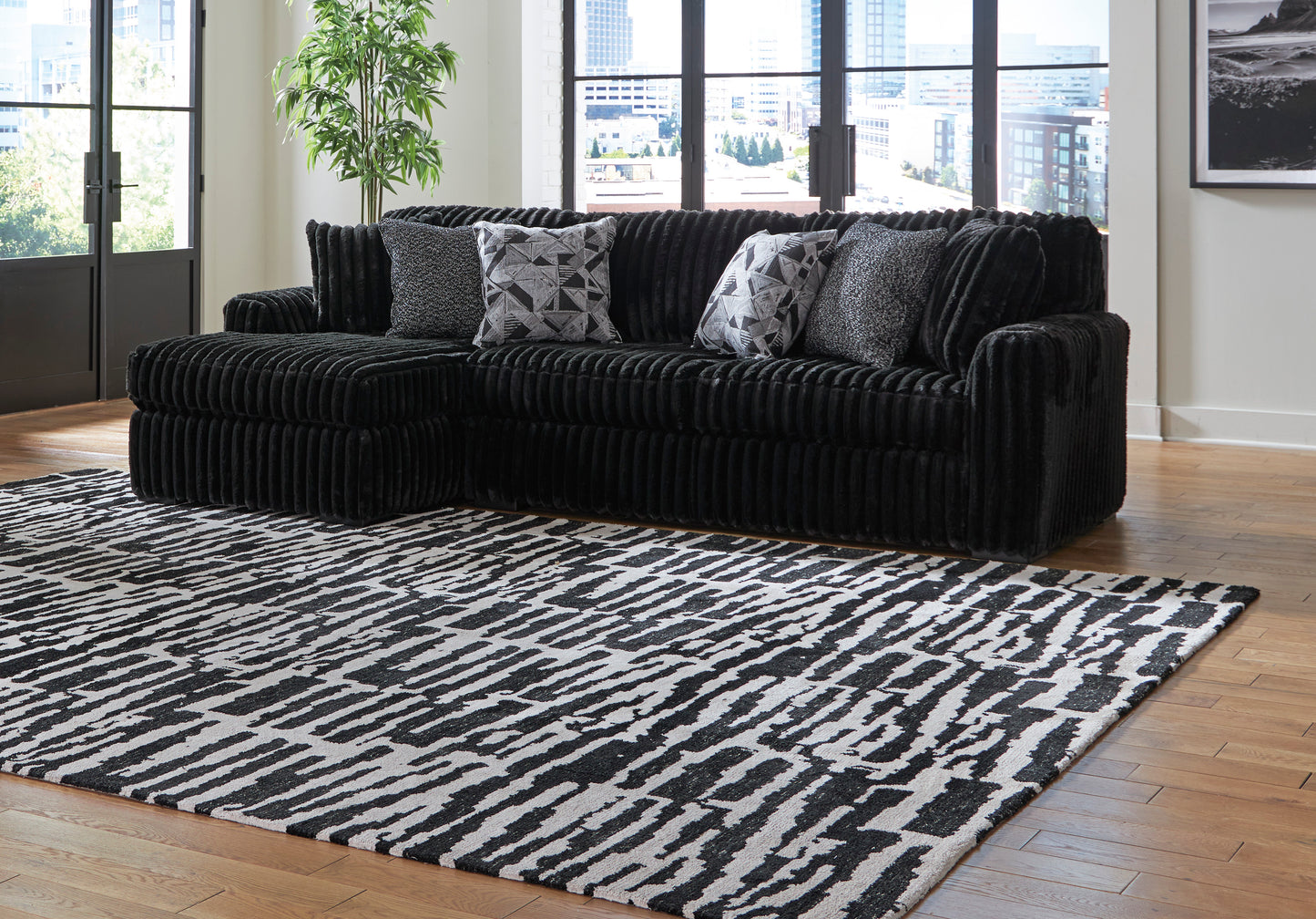 Midnight-Madness 2-Piece Sofa with Chaise