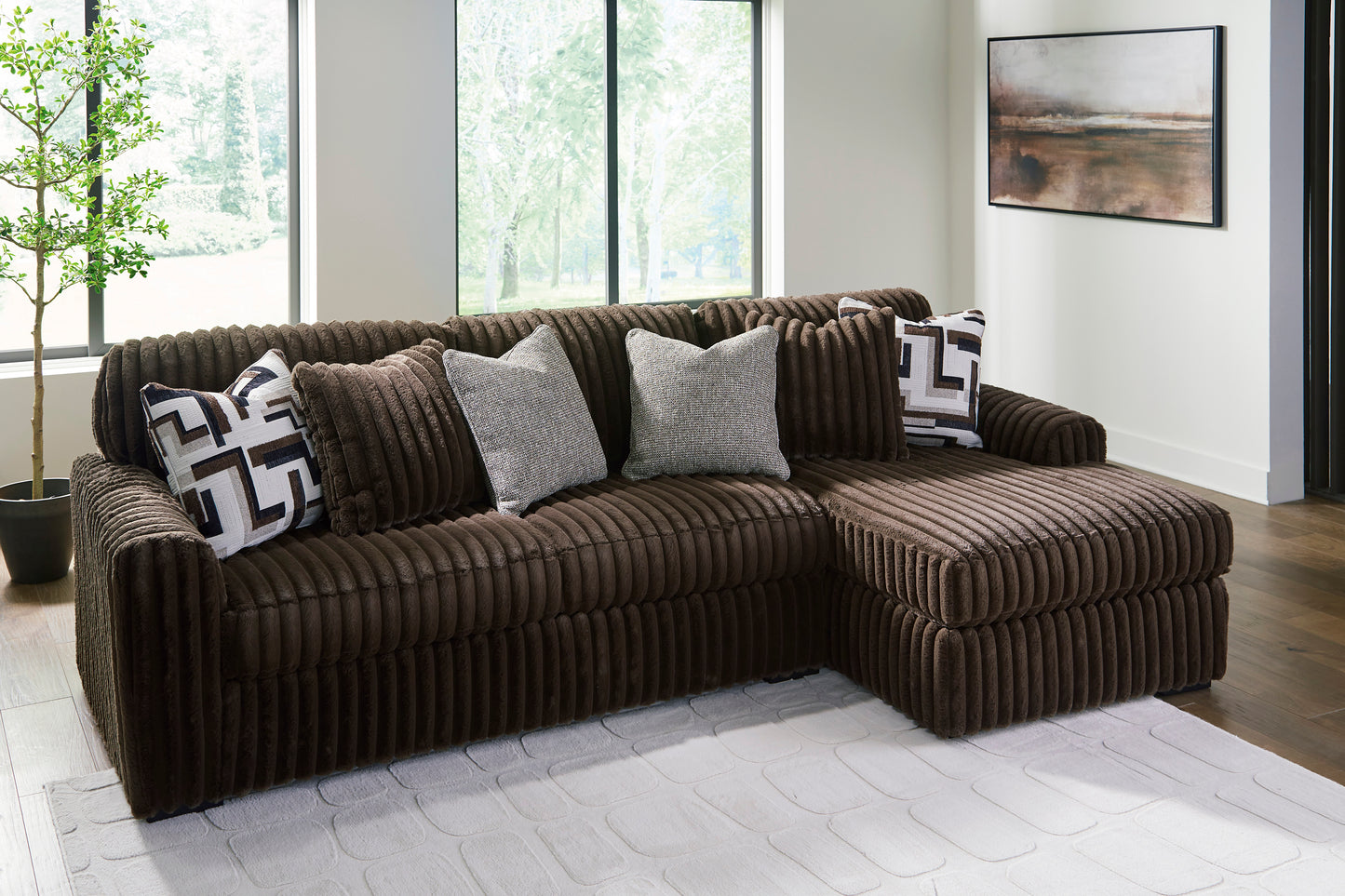 Midnight-Madness 2-Piece Sofa with Chaise