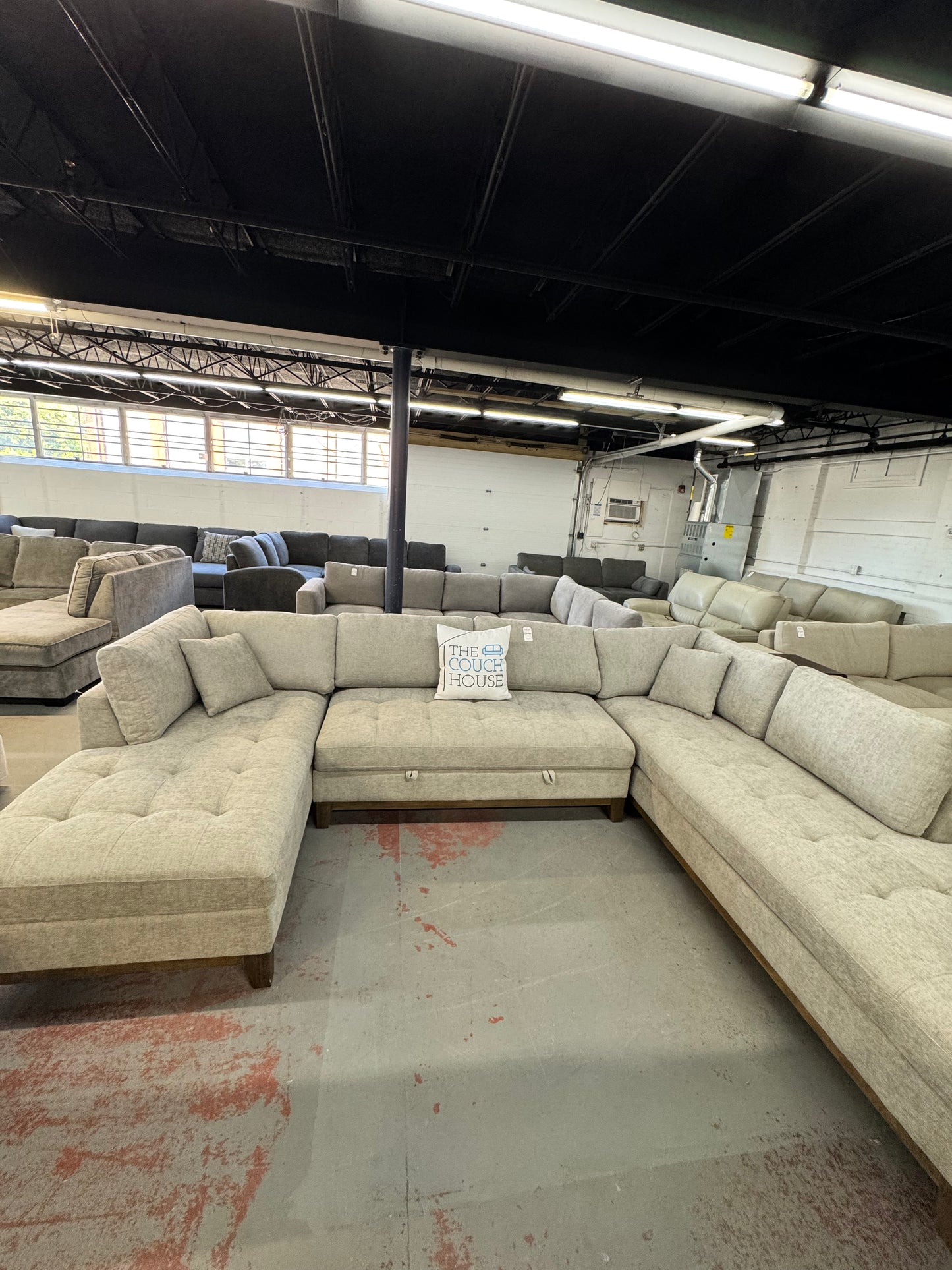 Thomasville Tavish Fabric Sectional with Storage