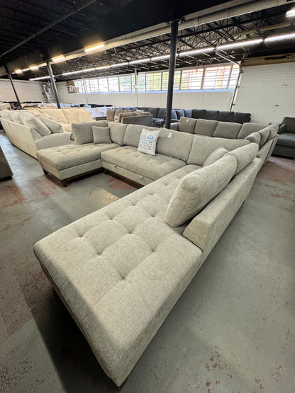 Thomasville Tavish Fabric Sectional with Storage
