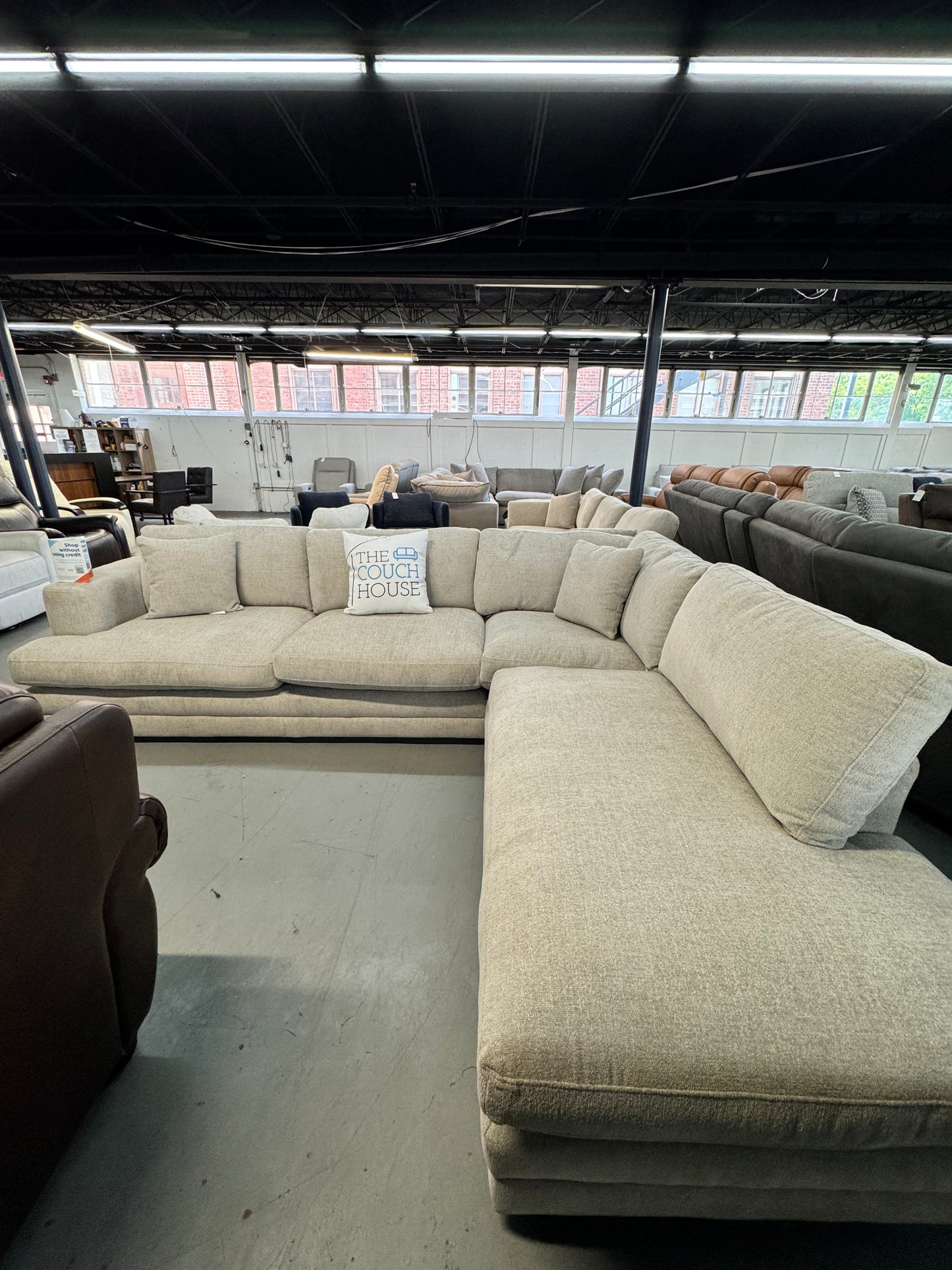 Derry Fabric Sectional