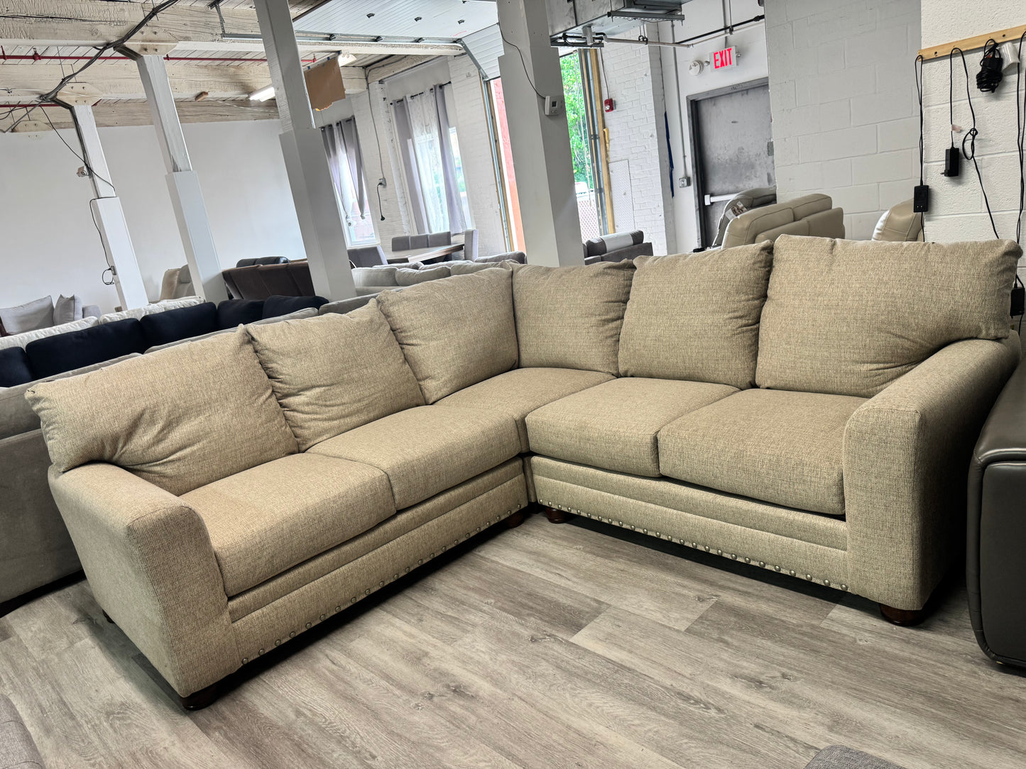 Cottage Chic Beige L Sectional