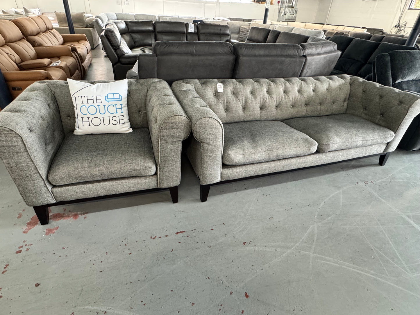 Gwen Fabric Chesterfield 2-piece Set, Sofa and Chair