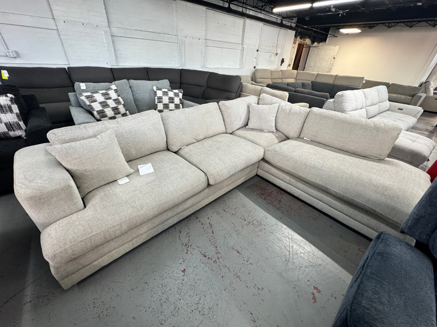 Derry Fabric Sectional