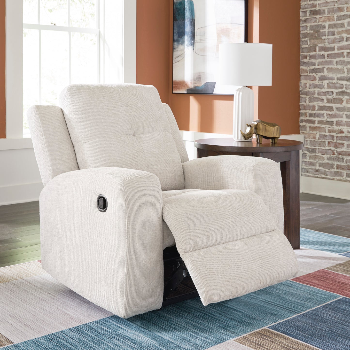 Danum Zero Wall Recliner Chair
