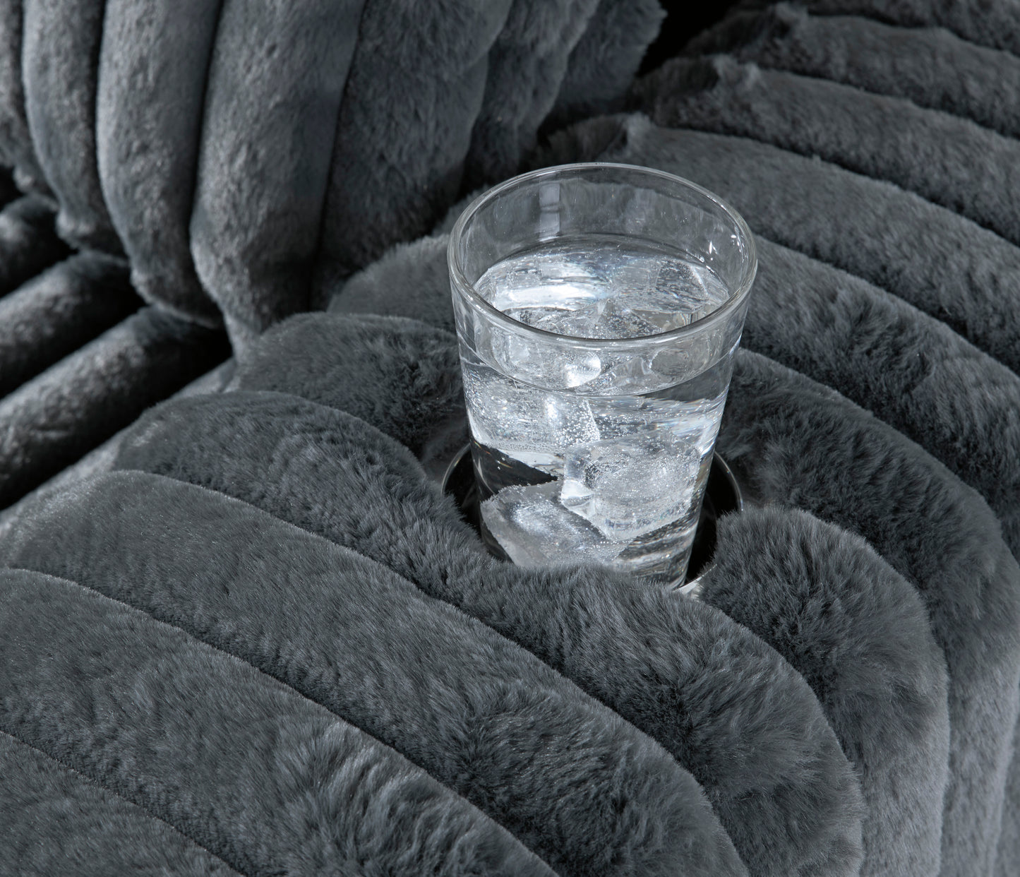 Midnight-Madness Oversized Chaise