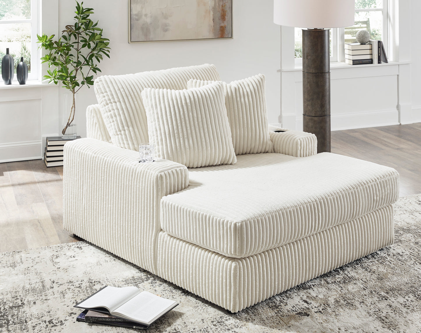 Lindyn Oversized Chaise