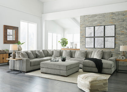 Lindyn Oversized Accent Ottoman