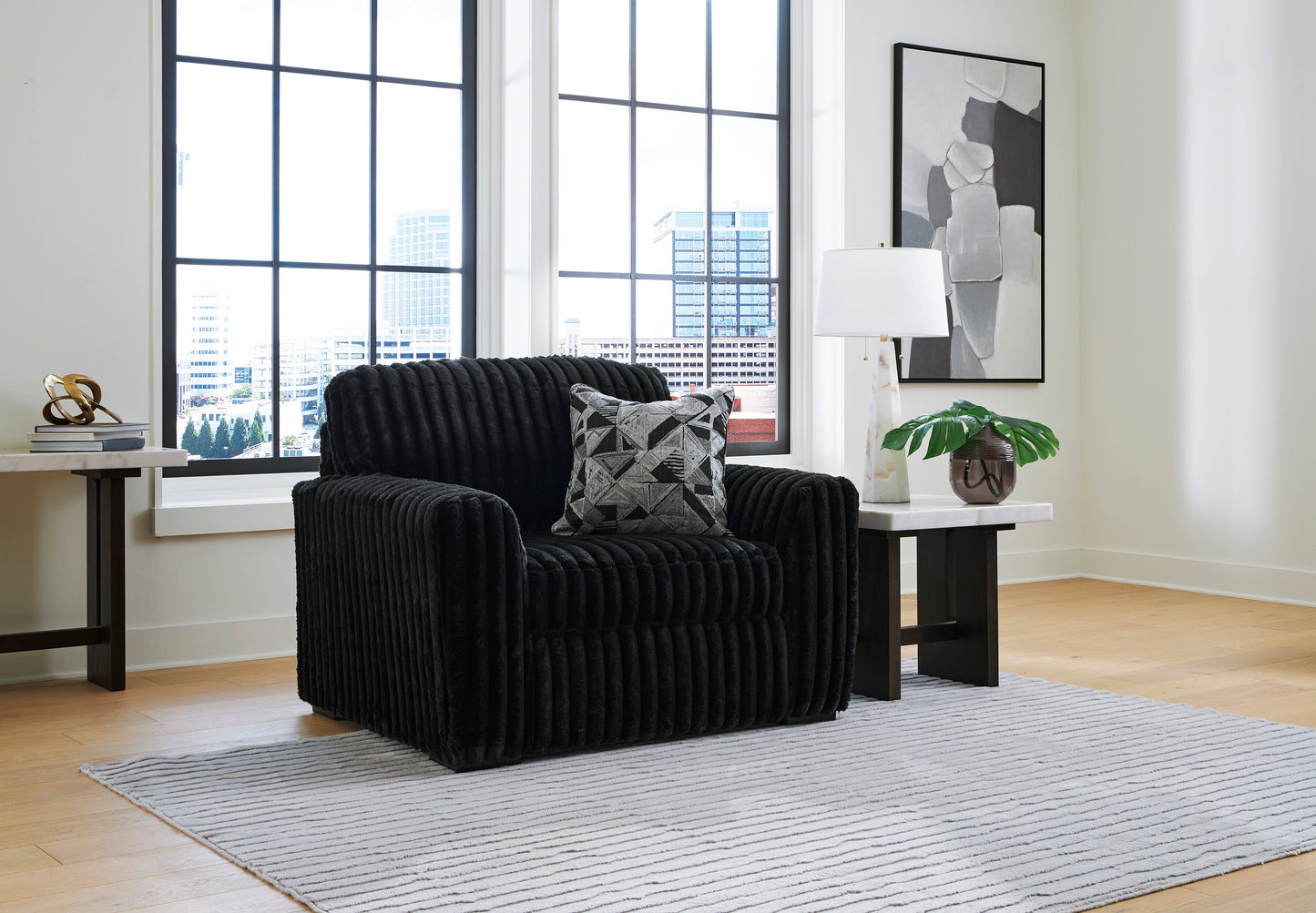 Midnight-Madness Oversized Chair